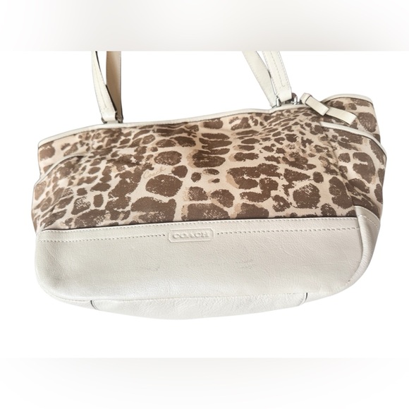 Coach Giraffe Print Bag - Picture 5 of 10